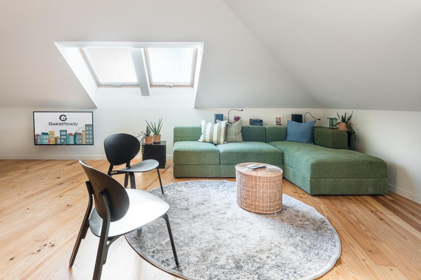 Guestready - Spacious And Modern Apt W/ Skylight Порто Екстериор снимка