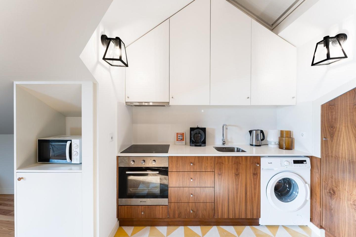 Guestready - Spacious And Modern Apt W/ Skylight Порто Екстериор снимка