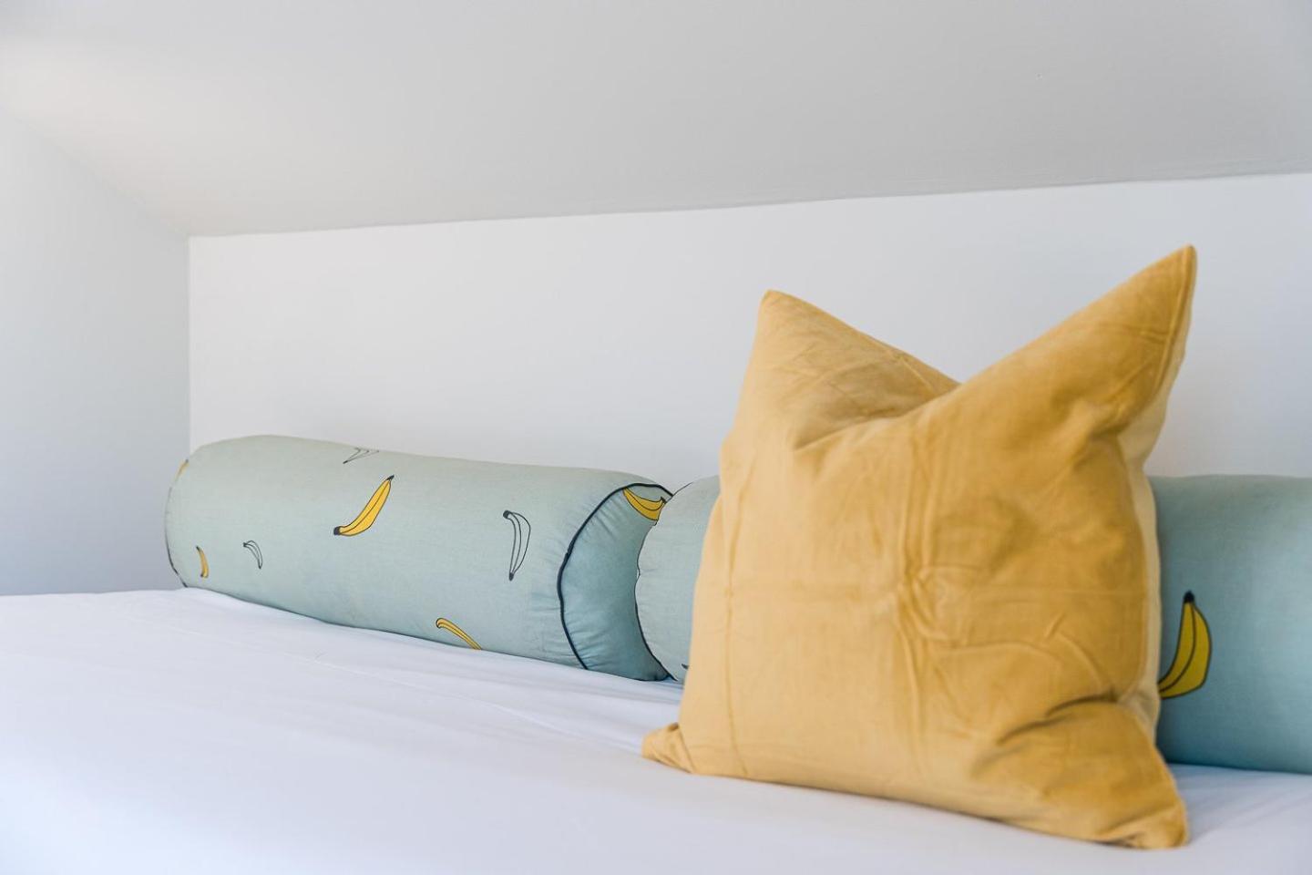 Guestready - Spacious And Modern Apt W/ Skylight Порто Екстериор снимка
